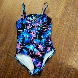 Bathing suit one piece